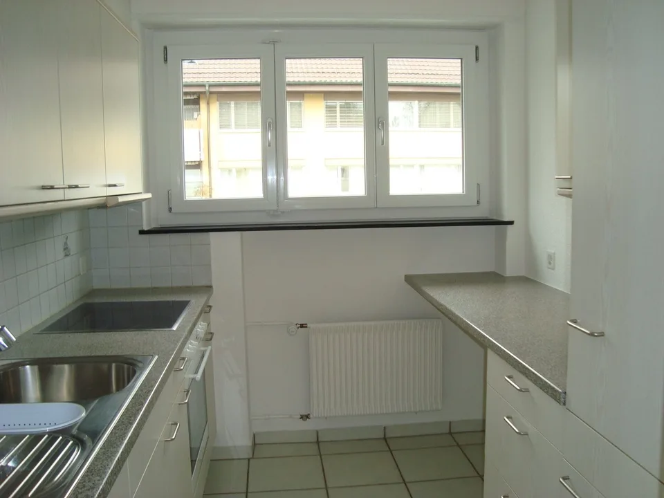 Appartamento di 4 camere con balcone in una zona residenziale tranquilla nel quartiere Steingruben – foto 6 di 7