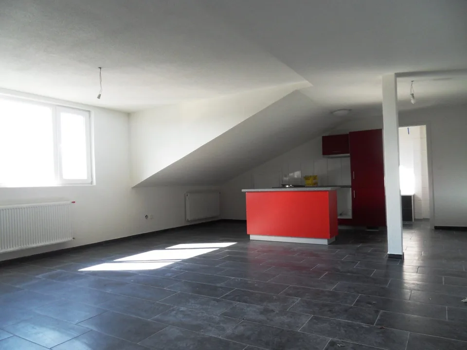 Charmante 3.5-Zimmer-Dachwohnung in Matzingen zu vermieten – Foto 4 von 5