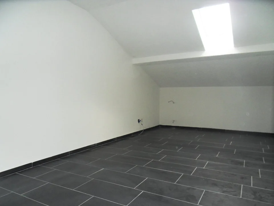 Charmante 3.5-Zimmer-Dachwohnung in Matzingen zu vermieten – Foto 2 von 5
