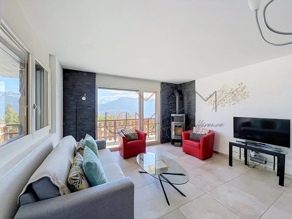 Crans-Montana, 3,5 Zimmer renoviert mit Garten, nur wenige Schritte vom Zentrum entfernt – Foto 2 von 31
