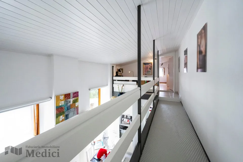 Elegantes Duplex 2.5 Zimmer in charakteristischem tessinischen Innenhof – Foto 14 von 19