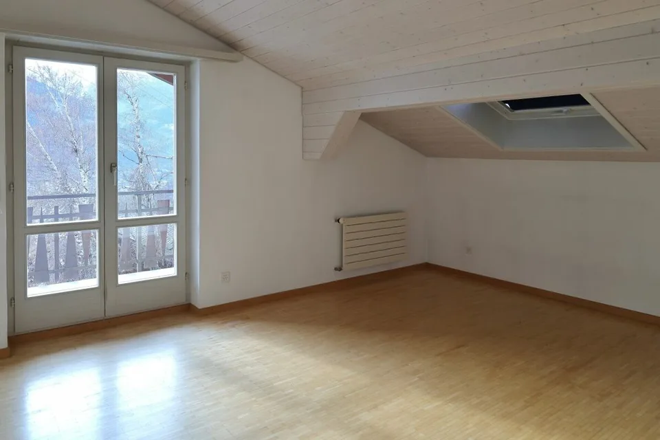 Maison avec 3 appartements et garage double – photo 13 sur 13