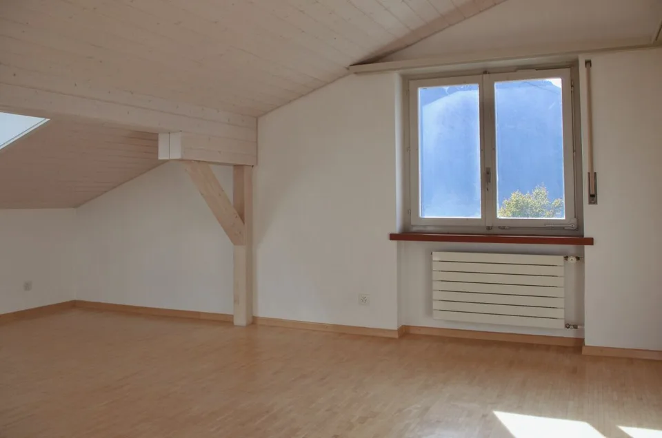 Maison avec 3 appartements et garage double – photo 11 sur 13