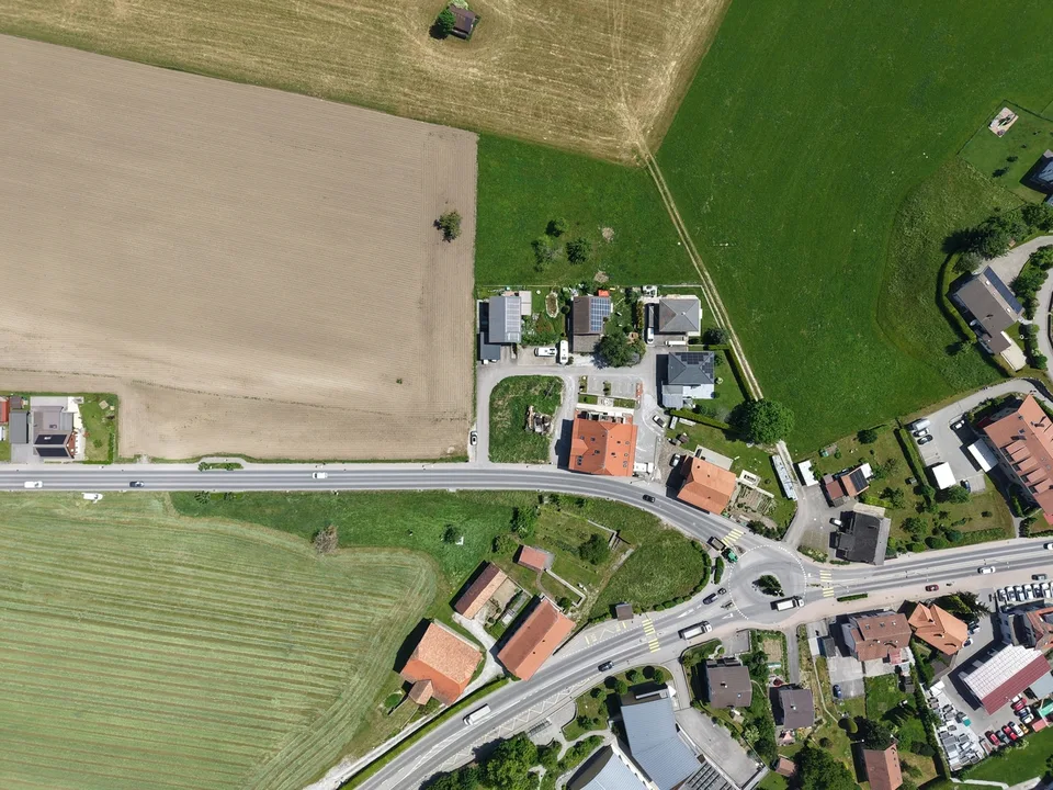 EPAGNY | Bellissimo progetto di 2 ville gemelle vendute su carta – foto 17 di 18