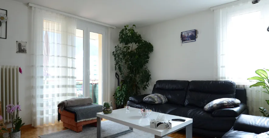 Appartamento di 4.5 locali al 1° piano, 2 balconi e garage individuale – foto 3 di 9
