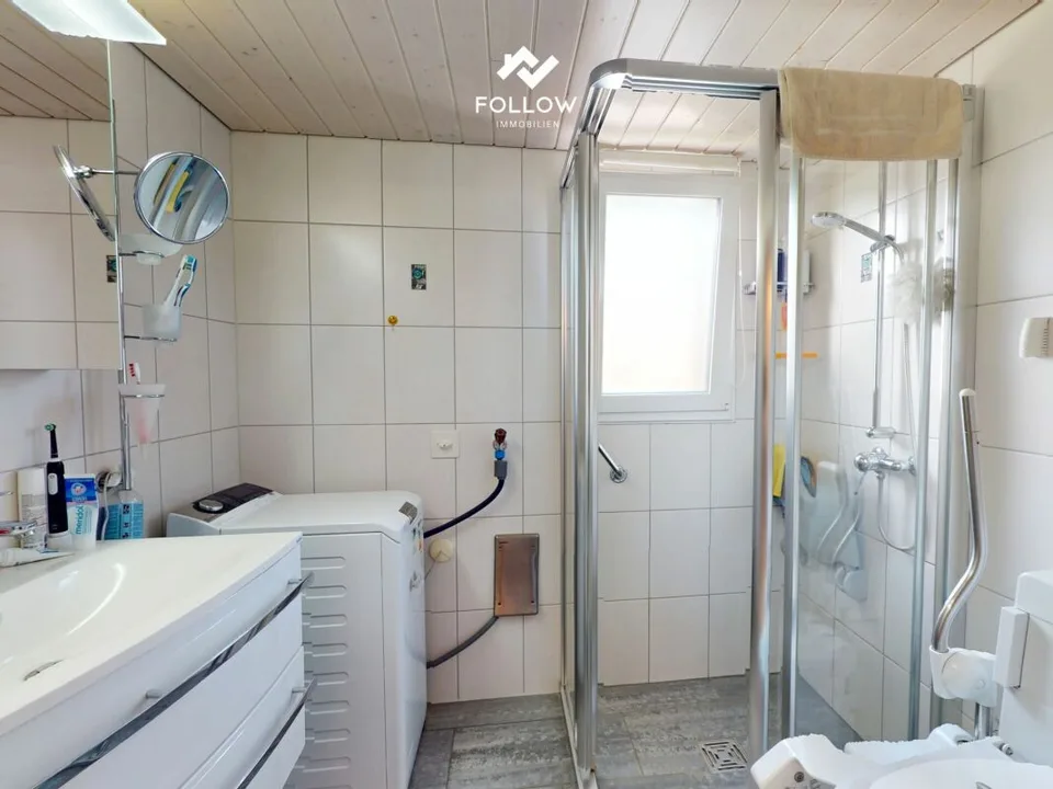 Family-friendly residential building with 2 apartments, large garden, plenty of space and expansion potential – photo 7 of 12