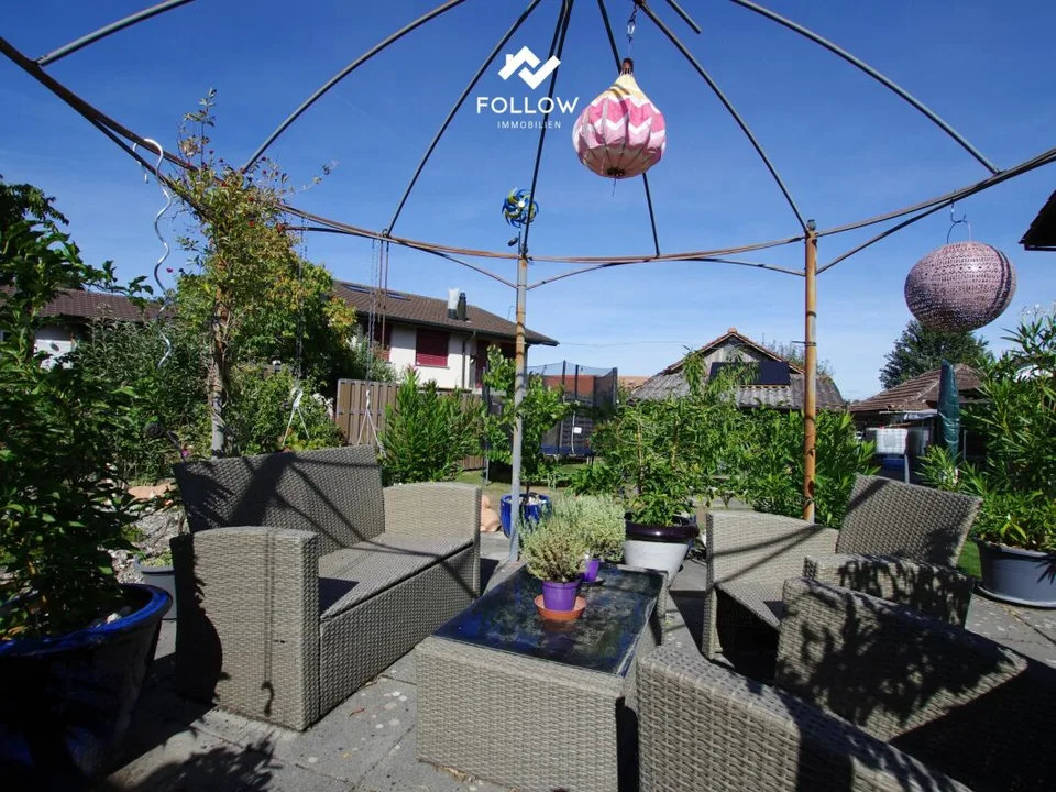 Family-friendly residential building with 2 apartments, large garden, plenty of space and expansion potential – photo 8 of 12