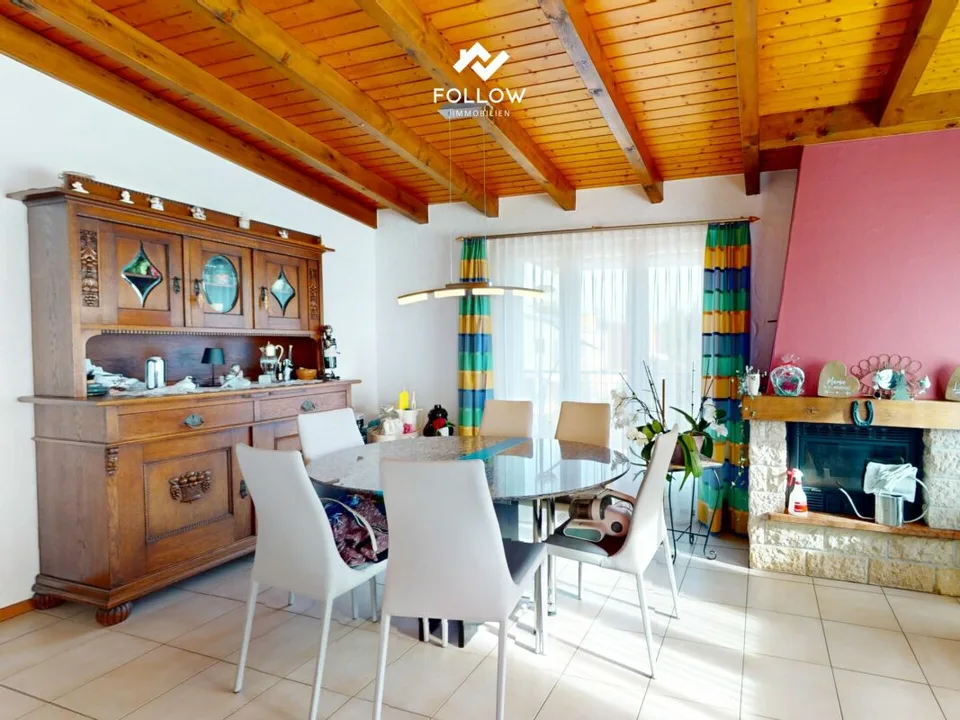 Family-friendly residential building with 2 apartments, large garden, plenty of space and expansion potential – photo 3 of 12