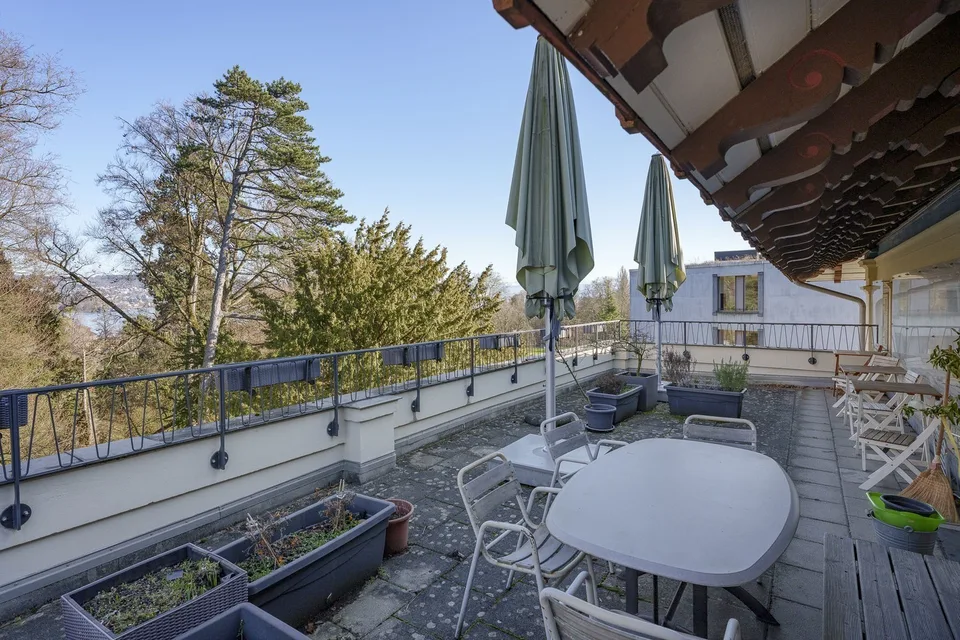 Villa commerciale représentative dans un excellent emplacement ! – photo 9 sur 13
