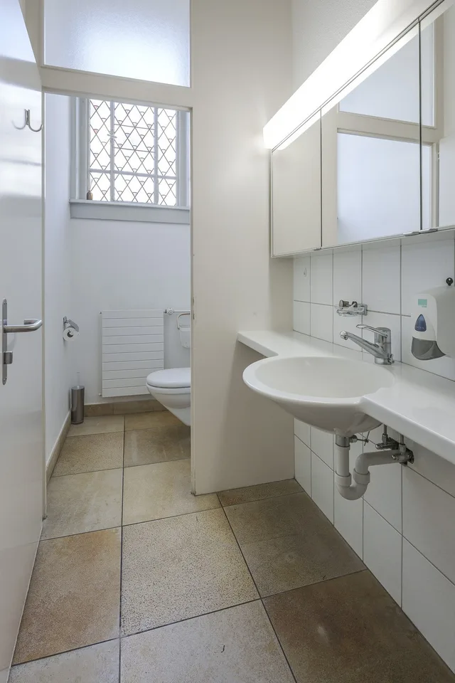 Villa commerciale représentative dans un excellent emplacement ! – photo 8 sur 13