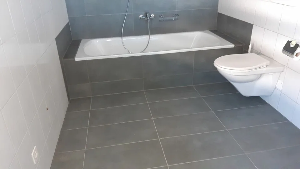 Platzwunder 4 1/2 plus 1 Zimmer 17m2 mit sep. Eingang – Foto 5 von 15