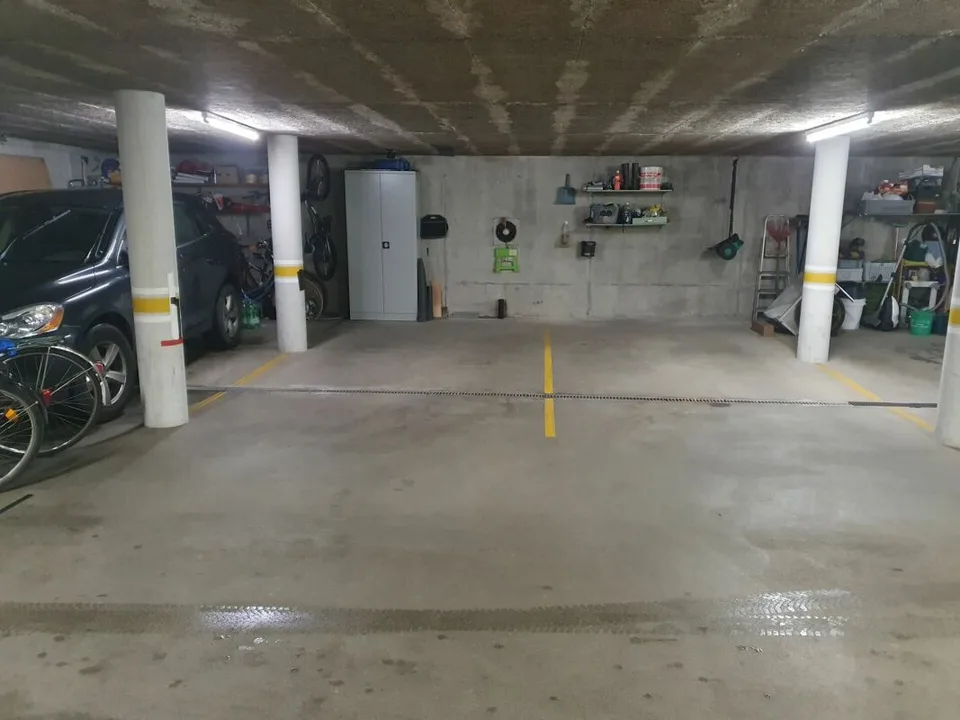 Platzwunder 4 1/2 plus 1 Zimmer 17m2 mit sep. Eingang – Foto 14 von 15