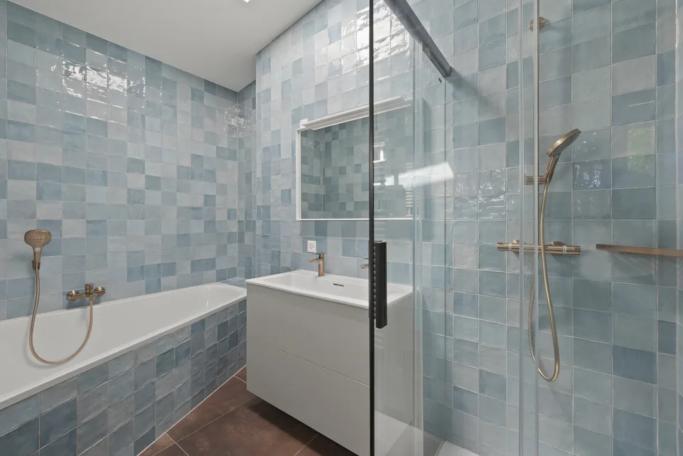 Grande maison d'architecte modulable pour 1 ou 2 habitations – Foto 8 von 20