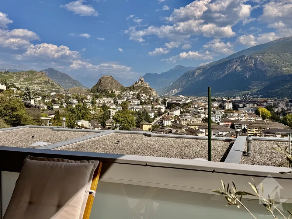 Bel appartement en terrasse avec un garage et une vue exceptionnelle ! – Foto 4 von 13