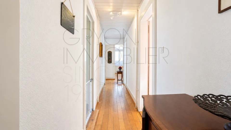4.5 pièces lumineux dans ancien hôtel rénové, centre de Gryon – foto 5 di 13
