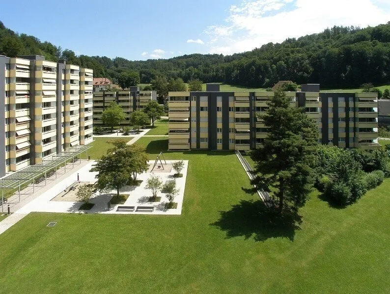 Zona residenziale tranquilla e adatta ai bambini ai margini del bosco – foto 9 di 12