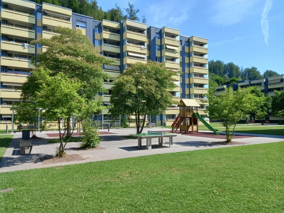Zona residenziale tranquilla e adatta ai bambini ai margini del bosco – foto 10 di 12