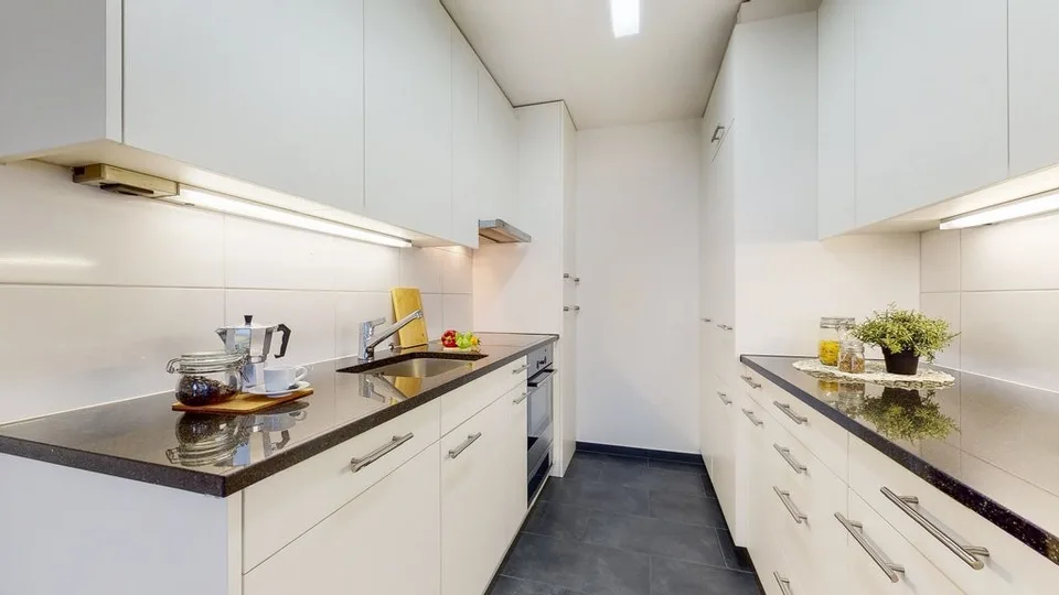Zona residenziale tranquilla e adatta ai bambini ai margini del bosco – foto 4 di 12