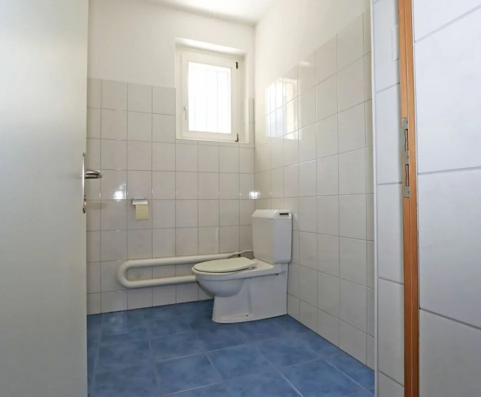 Mehrfamilienhaus mit 4 Wohneinheiten und einem Gewerbelokal in Unterterzen SG – Foto 18 von 30