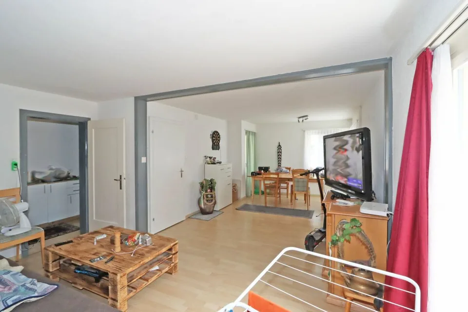 Mehrfamilienhaus mit 4 Wohneinheiten und einem Gewerbelokal in Unterterzen SG – Foto 17 von 30