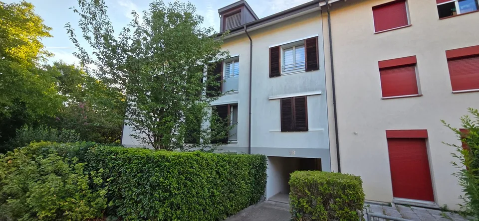 Satigny, in zona tranquilla, grande duplex in vendita – foto 2 di 10