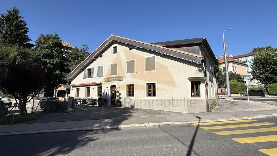 Zu verkaufen sehr schönes Mischgebäude – Foto 2 von 12