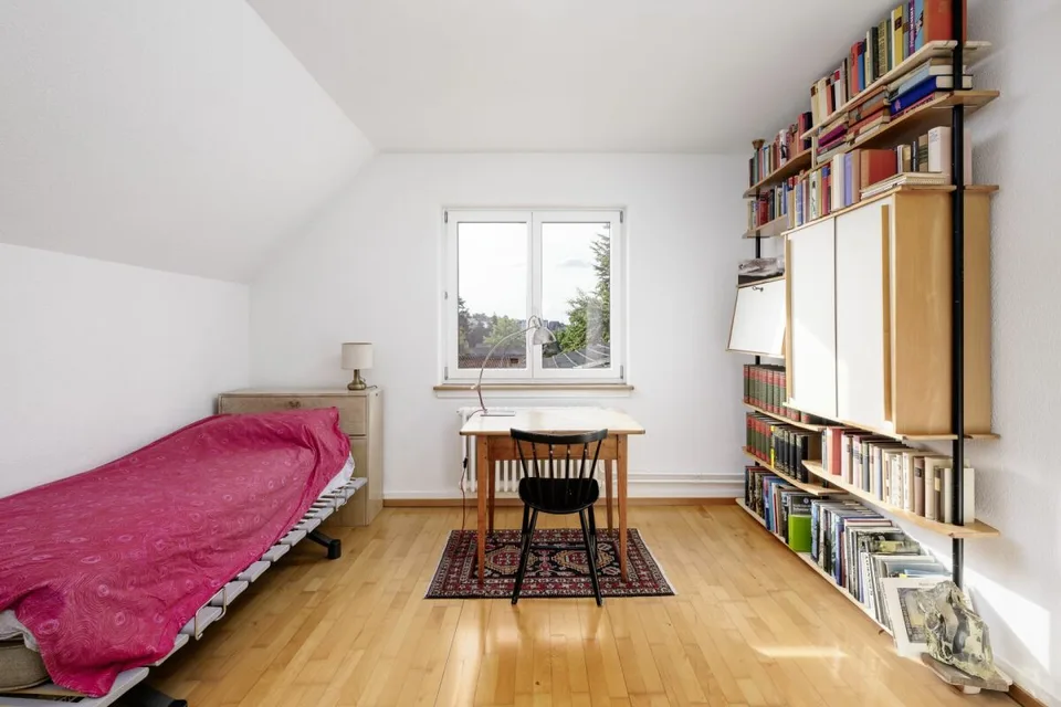 Charmante 2.5-Zimmerwohnung - Ihre Wohlfühloase im Kreis 9 – Foto 2 von 9