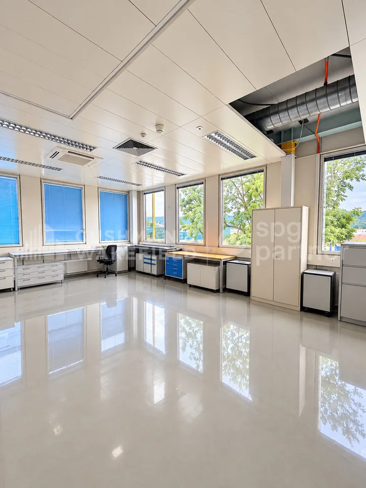 Uffici e laboratori biotecnologici attrezzati - CTN 14 – foto 6 di 13