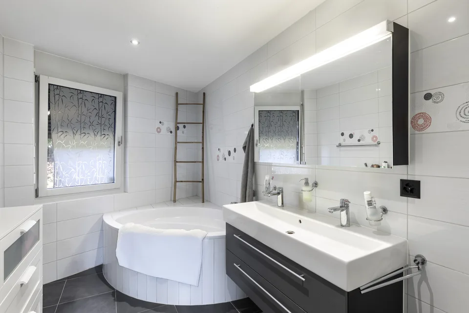 Superbe 5.5 pièces - Vue exceptionnelle et jardin privatif de 420m2 – foto 8 di 10