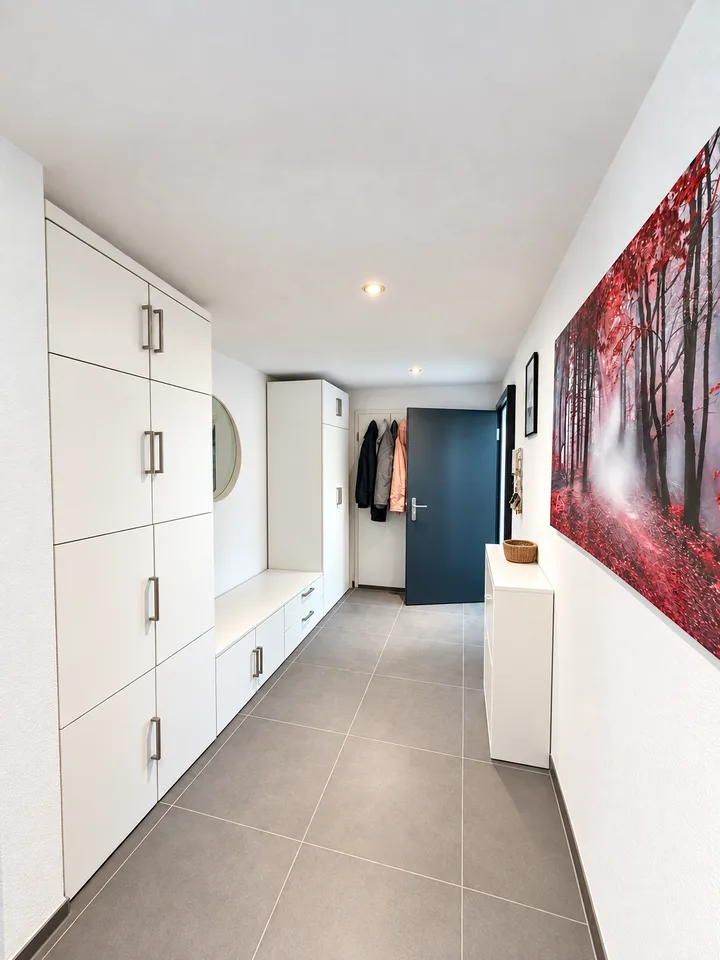 Modern, ruhig und komfortabel - Ihr Wohntraum in Kallnach! – Foto 7 von 10