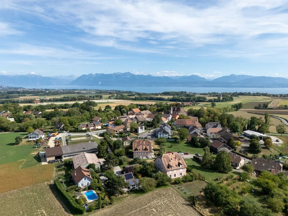 Helles Dachgeschoß-Wohnung mit 5,5 Zimmern und Balkon – Foto 10 von 13