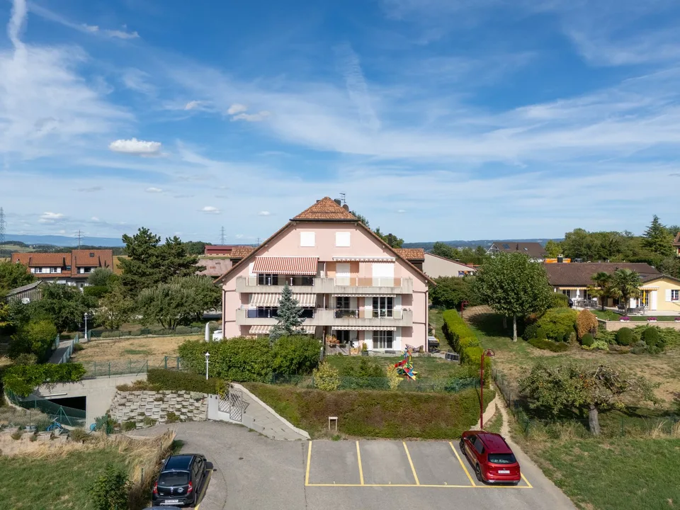 Helles Dachgeschoß-Wohnung mit 5,5 Zimmern und Balkon – Foto 12 von 13