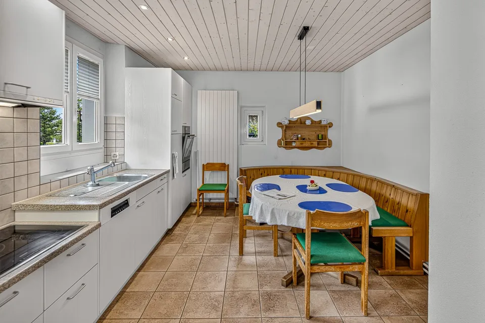 Villa incantevole in una posizione tranquilla a Glarus Nord – La tua casa dei sogni con vista sulla montagna – foto 8 di 11