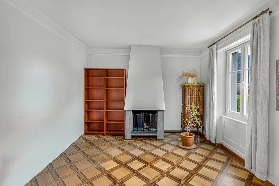 Villa incantevole in una posizione tranquilla a Glarus Nord – La tua casa dei sogni con vista sulla montagna – foto 6 di 11