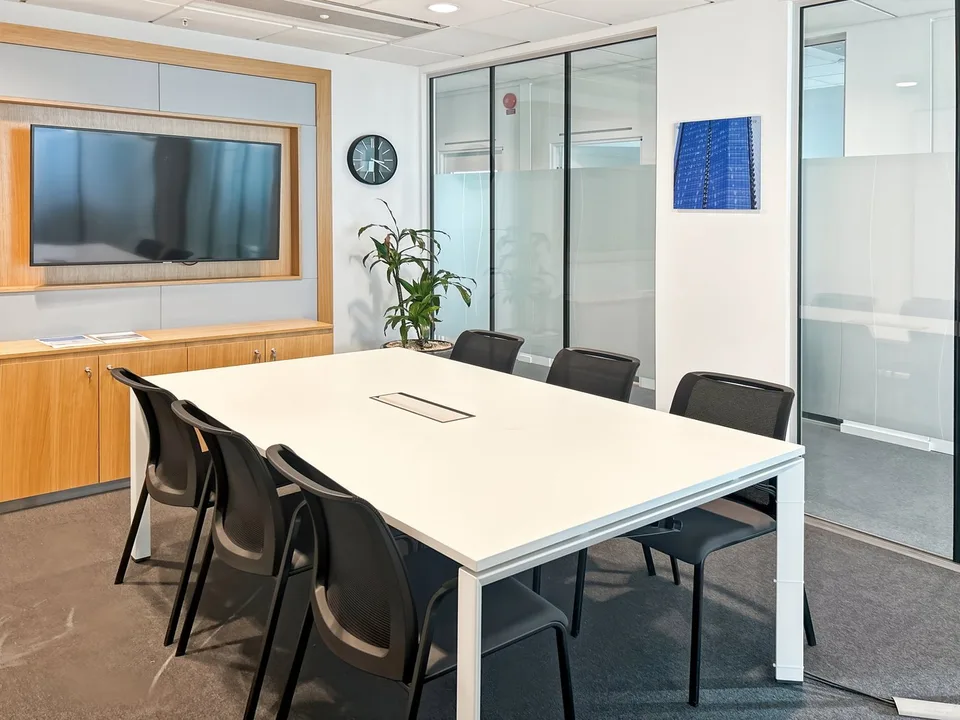 Bureau privé pour 20 à Regus Versoix Station Lakeside – photo 5 sur 9