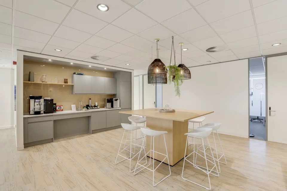 Ufficio privato per 40 persone a Regus Versoix Station Lakeside – foto 8 di 10