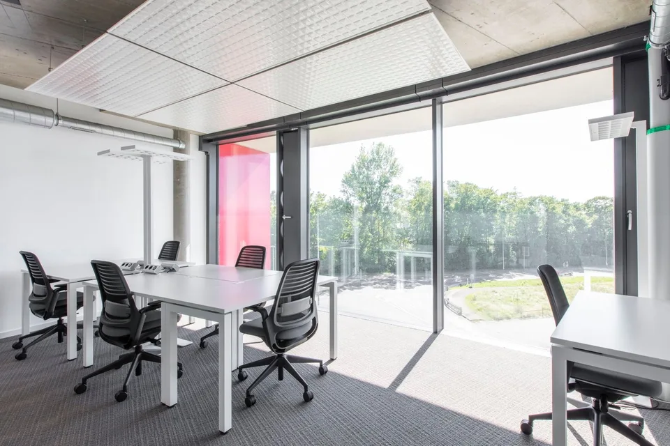 Büro für 30 Personen bei Regus Morges – Foto 7 von 11