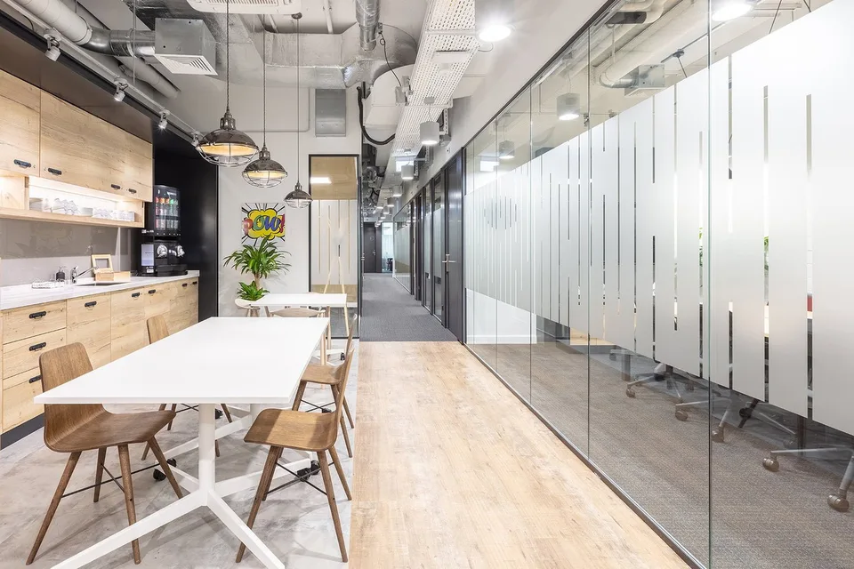 Spazio di ufficio privato per 40 in Regus Main Station – foto 9 di 10