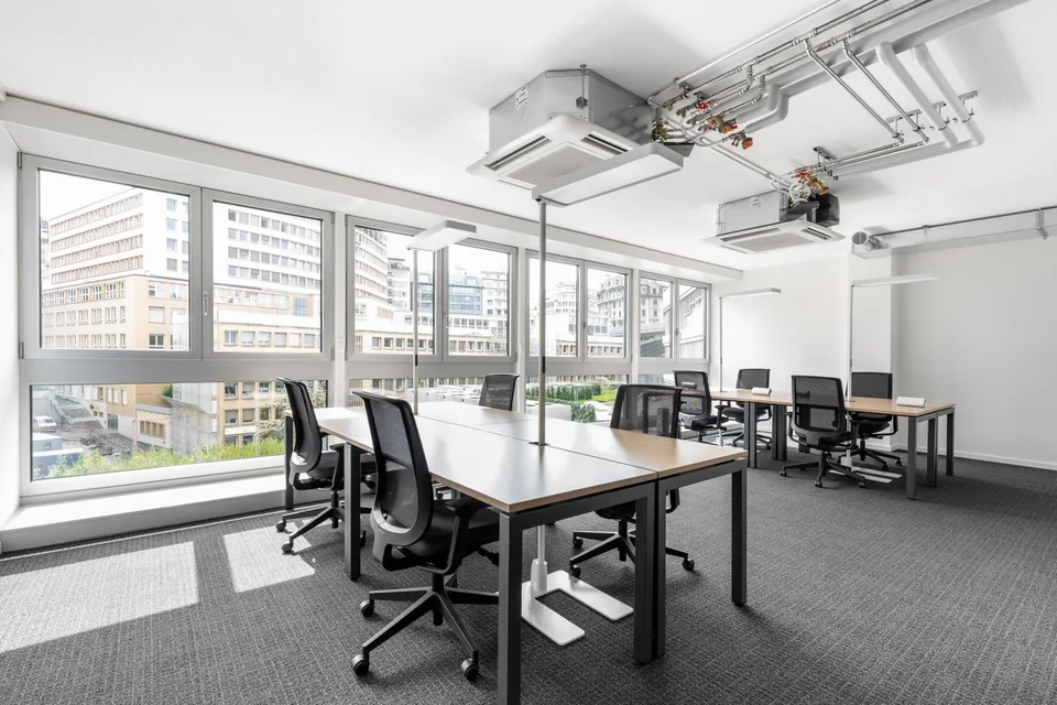 Büro für 50 Personen bei Regus Bessieres – Foto 9 von 12