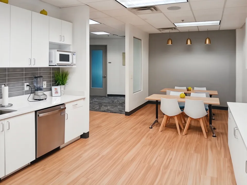Privater Büroraum für 25 in Regus Spoom Glattpark – Foto 8 von 9