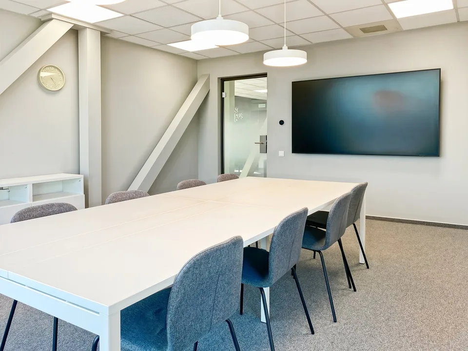 Espace de bureau privé pour 50 personnes à Regus Spoom Green City, Manegg – photo 6 sur 10
