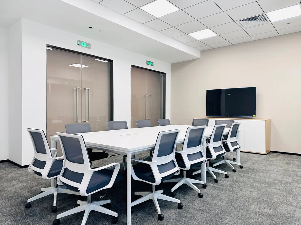 Espace de bureau privé pour 25 personnes à Regus Spoom Kriens – photo 5 sur 9