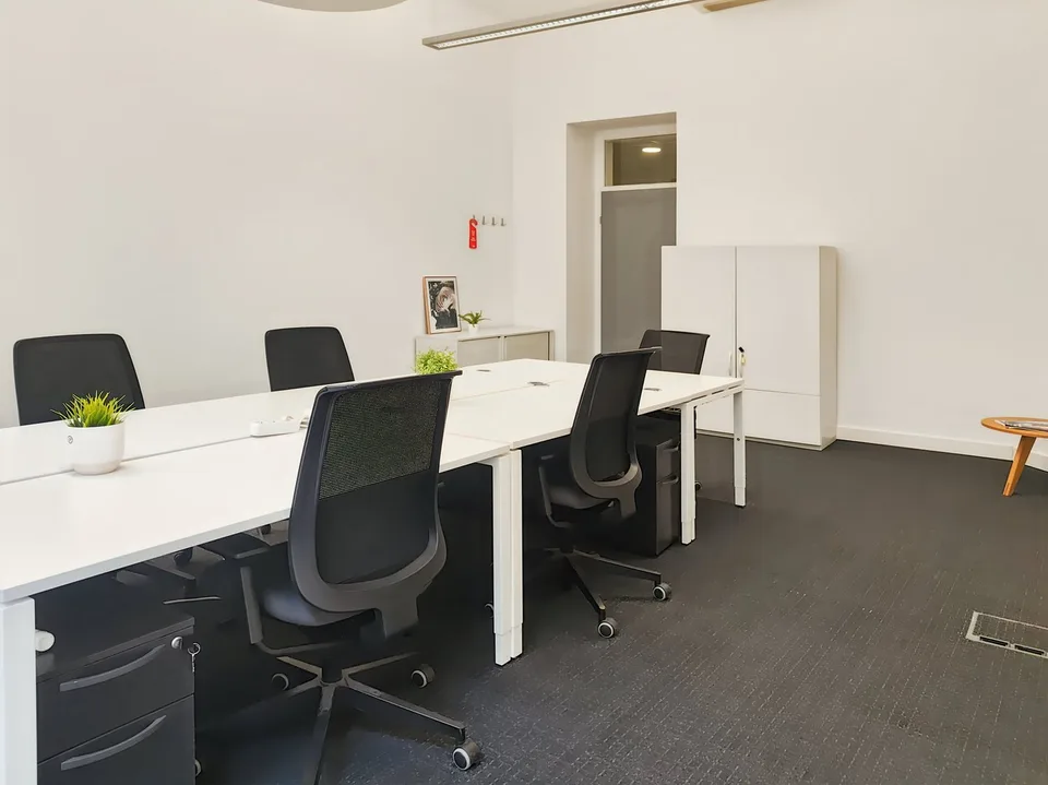 Spazio ufficio privato per 20 persone a Regus Spoom Kriens – foto 6 di 8