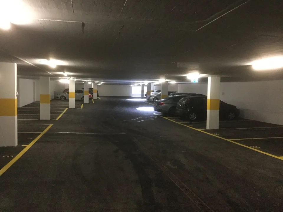 Parking space in underground garage for rent – photo 3 of 3