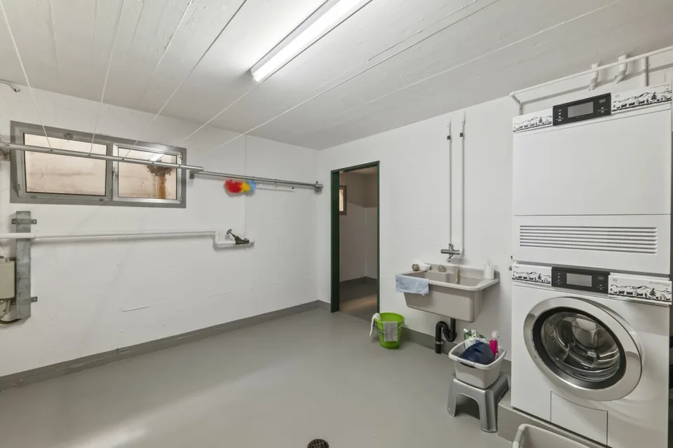 Gepflegtes 6-Zimmer-Einfamilienhaus an ruhiger, sonniger Lage in Rothrist – Foto 17 von 26