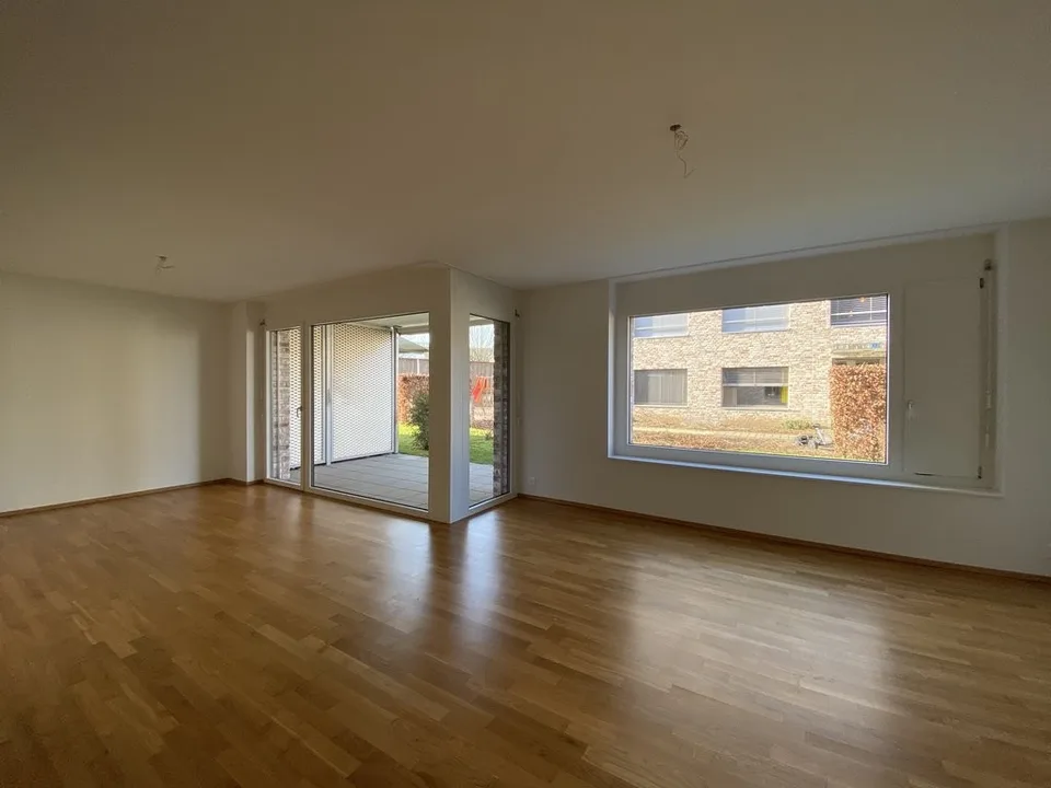 Appartement moderne 3.5 pièces dans un environnement verdoyant – photo 2 sur 8