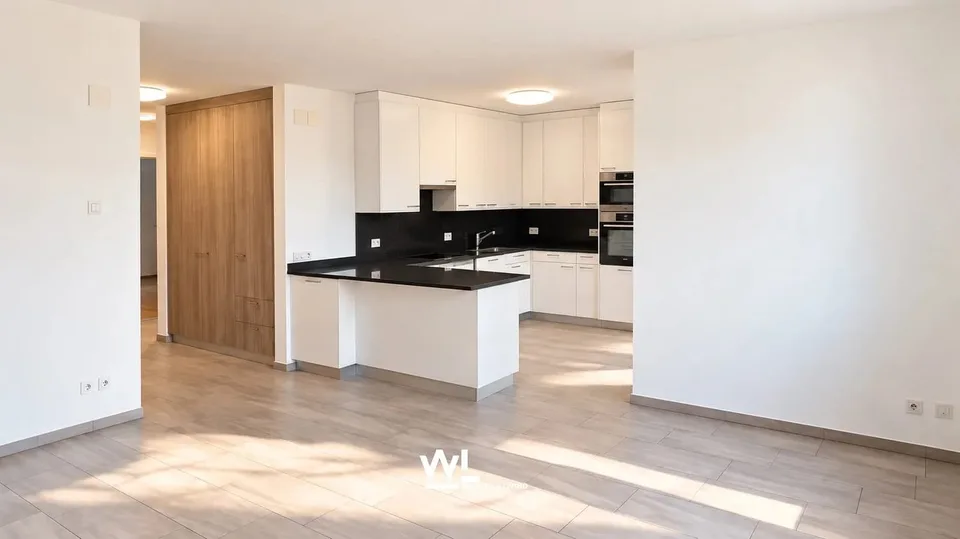 Casa plurifamiliare con due appartamenti, giardino e ampi spazi esterni – photo 5 of 13