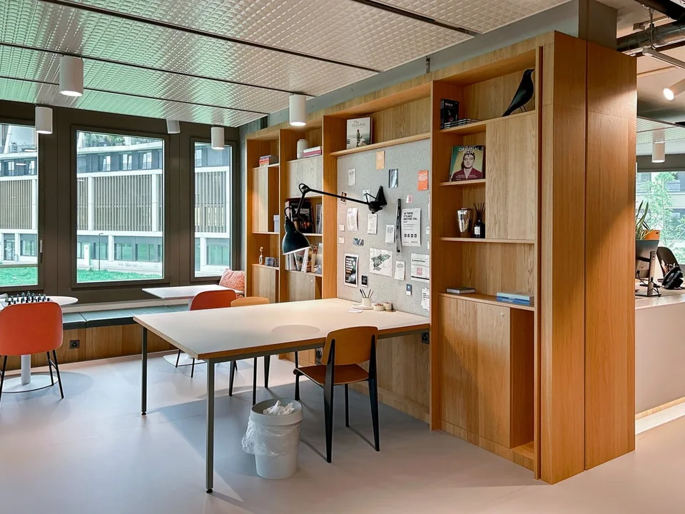 Designer-Büroraum für 1 in Spaces Suurstoffi – Foto 4 von 7