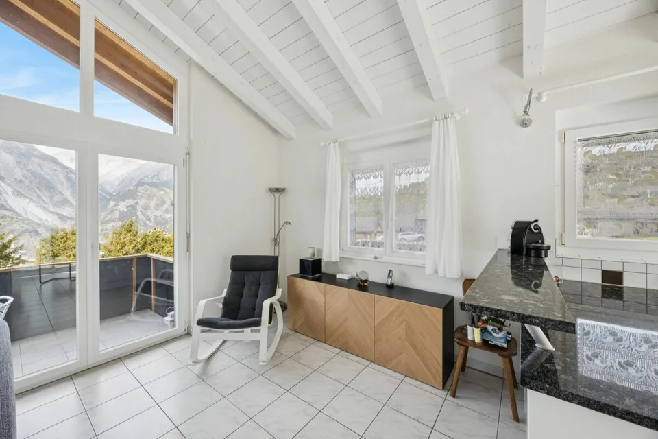 Chalet 3,5 pièces à Unterbäch - charmante maison individuelle de type Tiny avec beaucoup d'intimité – photo 3 sur 17