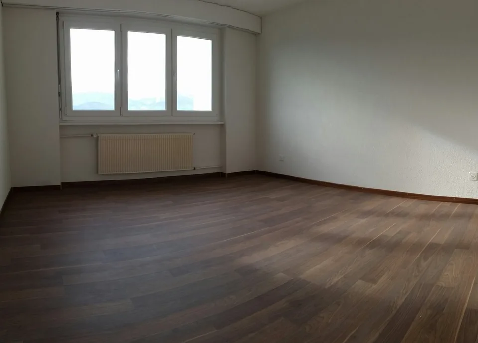 Charmanter 4.5-Zimmer-Wohnung mit Balkon in Delémont – Foto 9 von 11